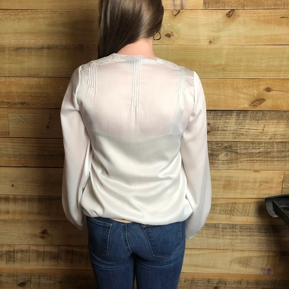 BCBG Maxazria, tie waisted blouse - Picture 5 of 11